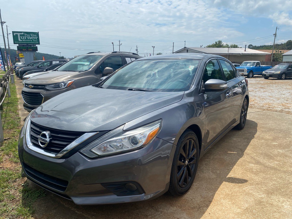 2018 Nissan Altima Image 1
