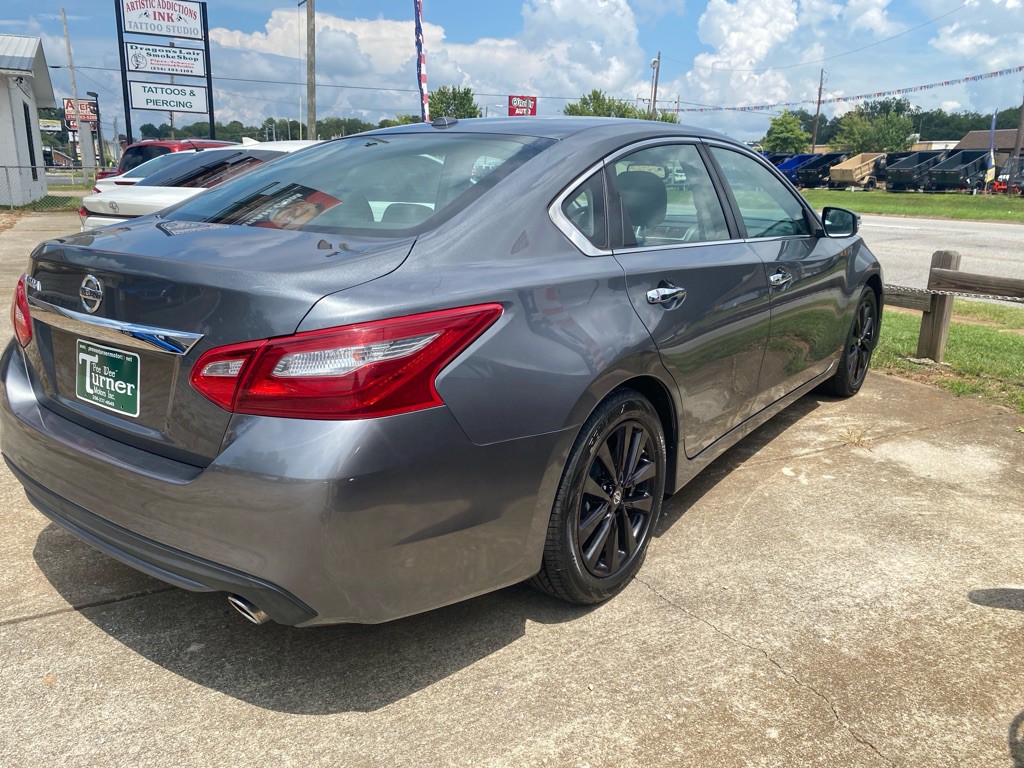 2018 Nissan Altima Image 3