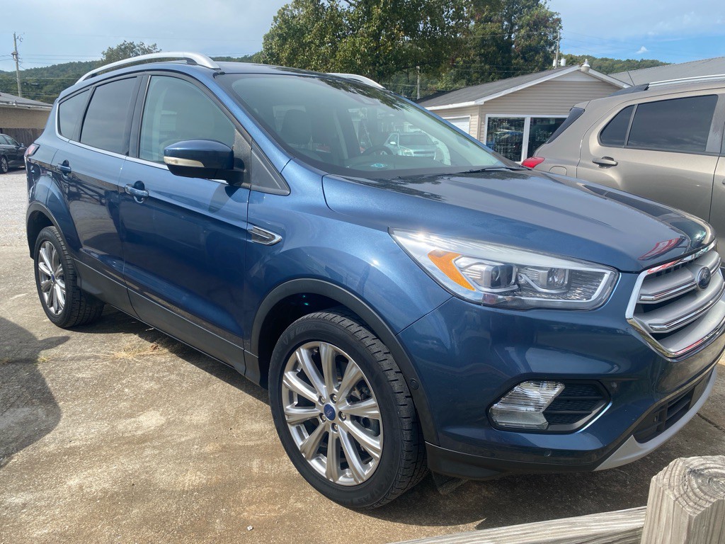 2018 Ford Escape Image 2