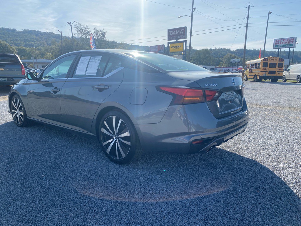 2020 Nissan Altima Image 4