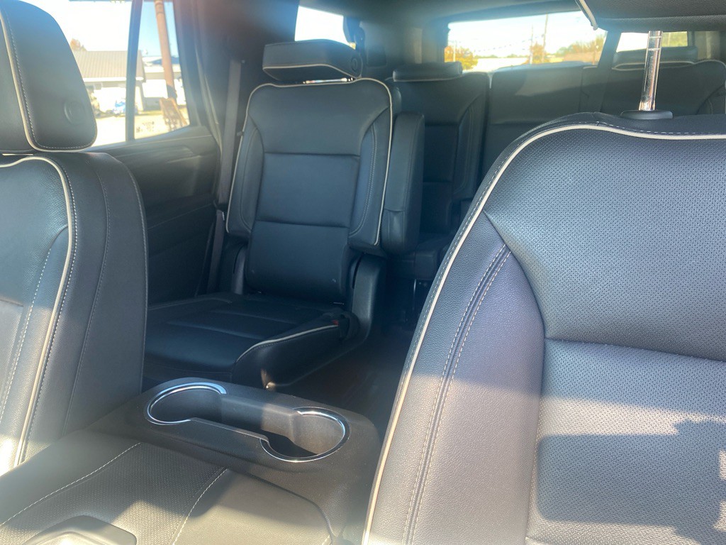 2023 GMC Yukon Image 7