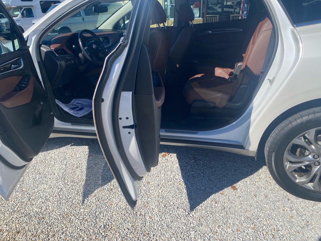 2019 Buick Enclave Image 5