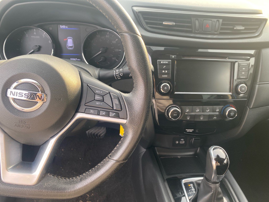 2019 Nissan Rogue Image 6