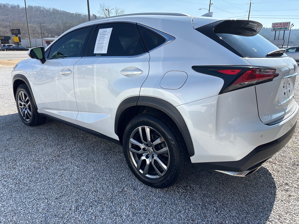 2016 Lexus NX 200t Image 2
