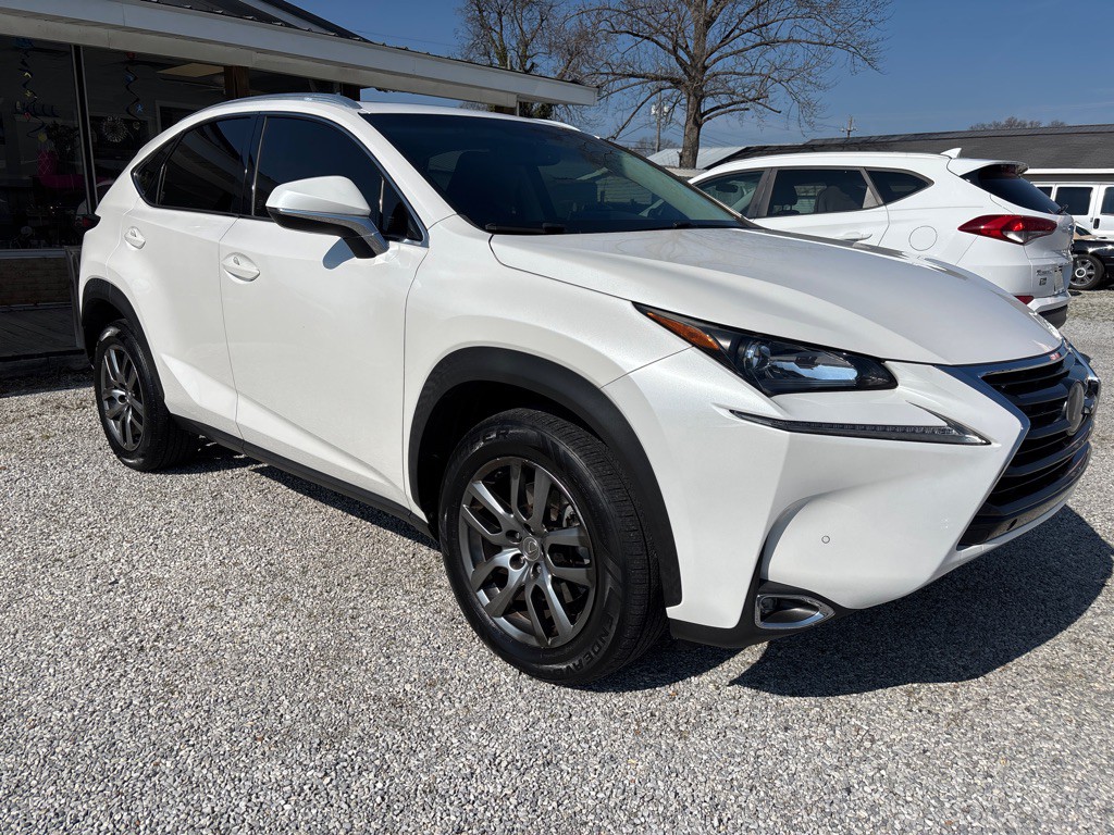2016 Lexus NX 200t Image 4