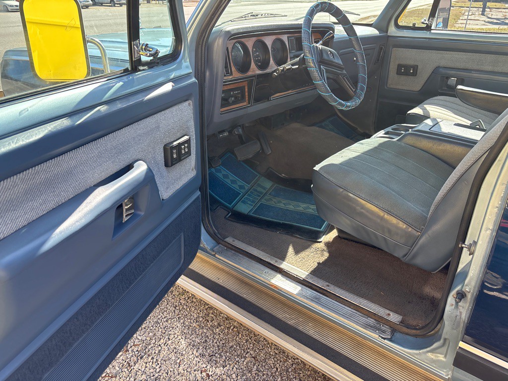 1987 Dodge Charger Image 6