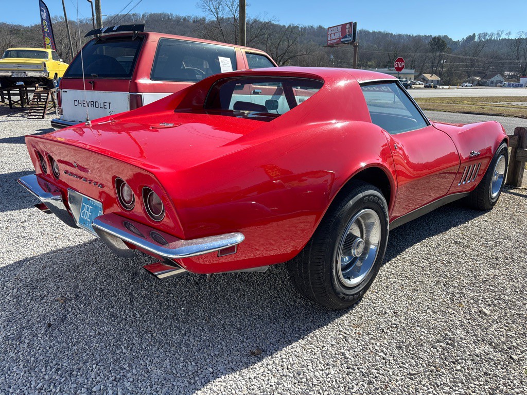 1969 Chevrolet Corvette Image 2