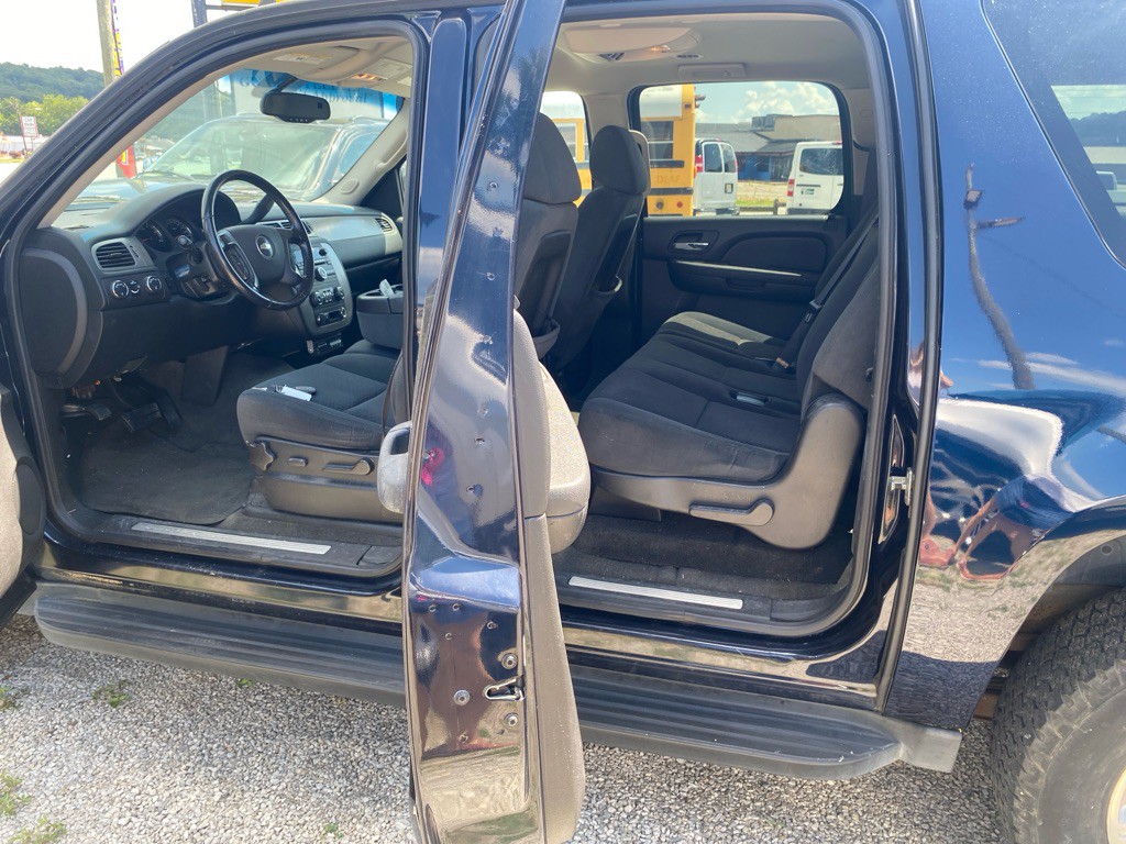 2008 Chevrolet Suburban Image 5