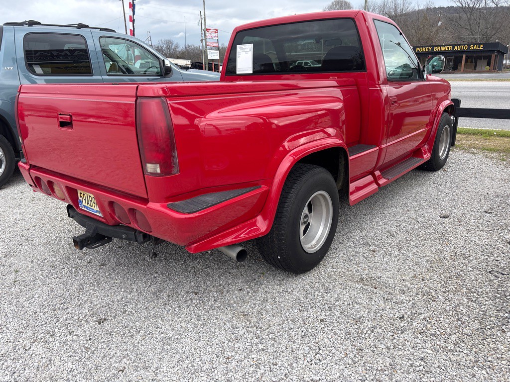 1993 Chevrolet C/K Image 2