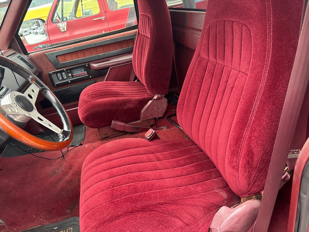 1993 Chevrolet C/K Image 4