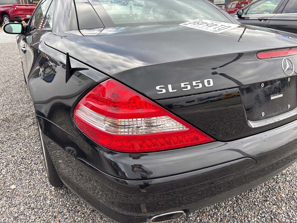 2008 Mercedes-Benz SL-Class Image 2