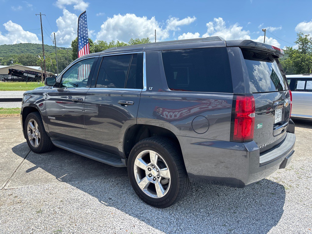 2017 Chevrolet Tahoe Image 3