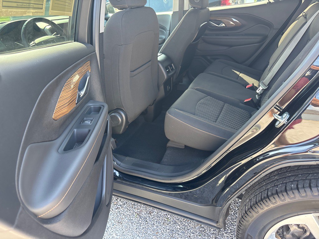 2018 GMC Terrain Image 8