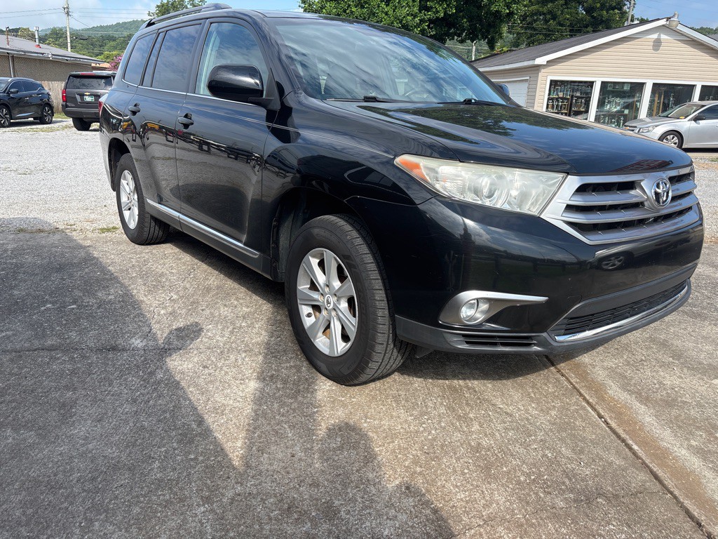 2013 Toyota Highlander Image 2