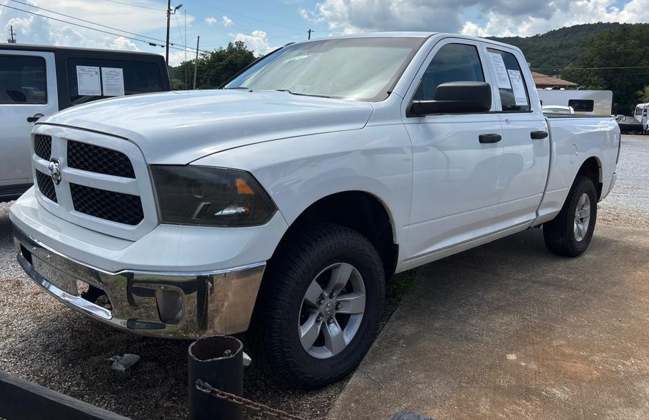 2014 RAM 1500 Image 2