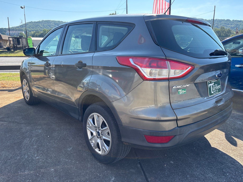 2014 Ford Escape Image 2