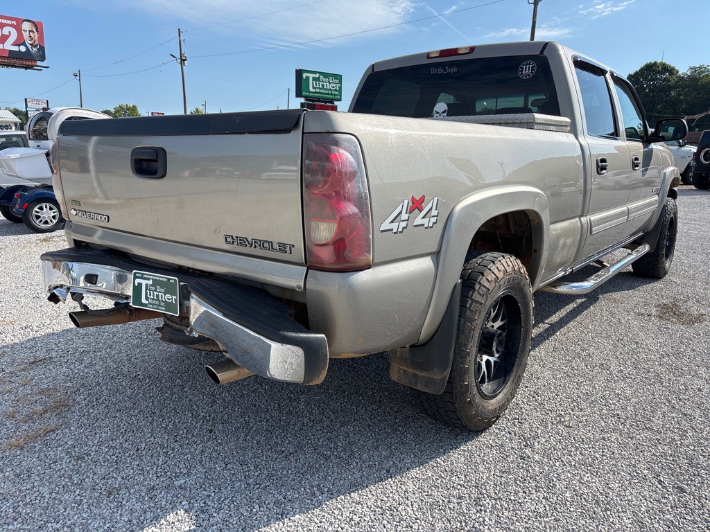 2003 Chevrolet Silverado 1500 Image 3