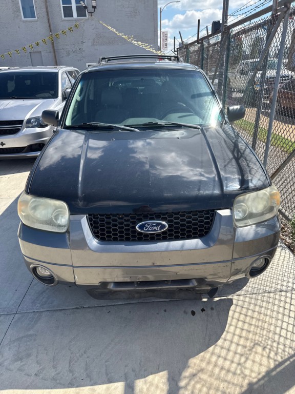 2006 Ford Escape Image 2