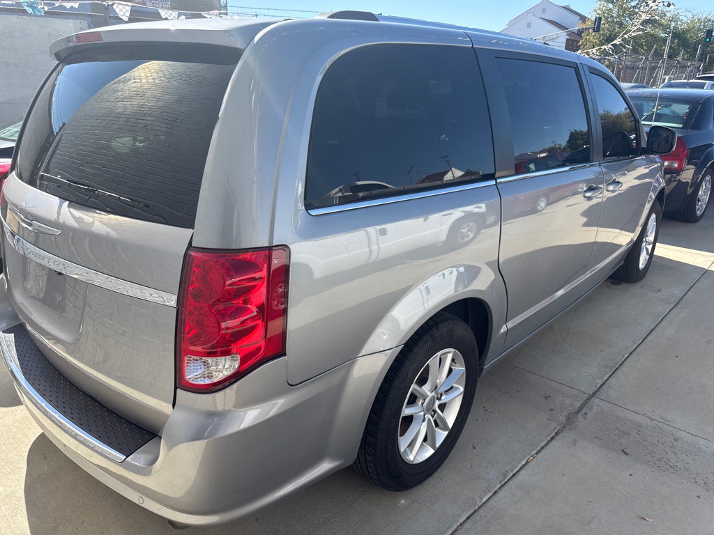 2018 Dodge Grand Caravan Image 4