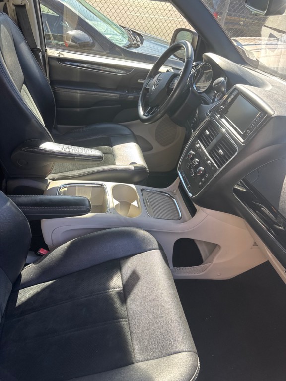 2018 Dodge Grand Caravan Image 5