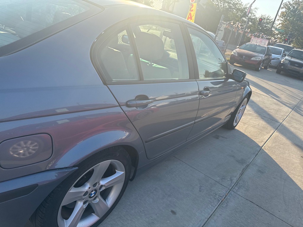 2005 BMW 3 Series Image 5