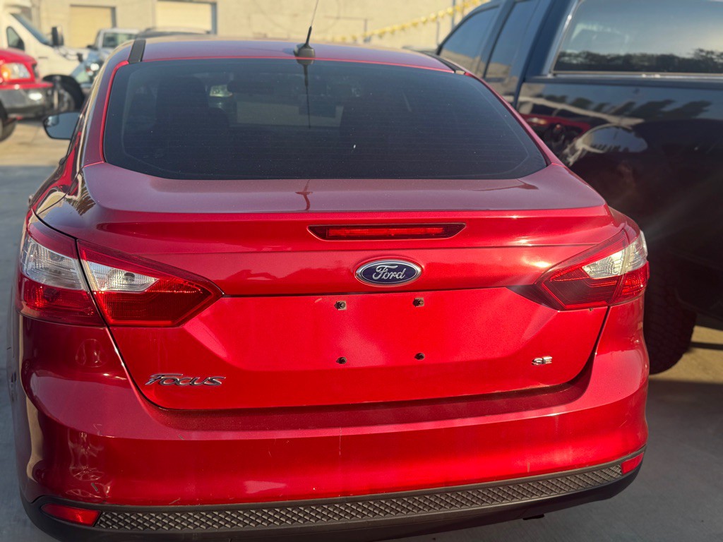 2012 Ford Focus Image 5