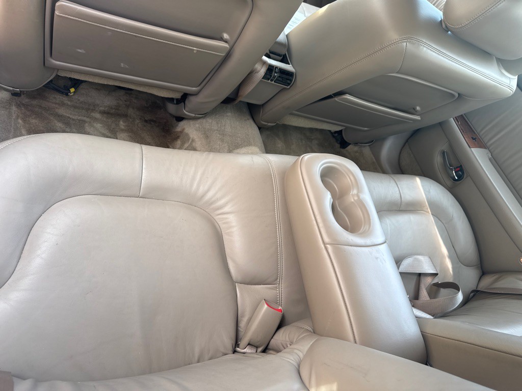 2000 Buick Park Avenue Image 3