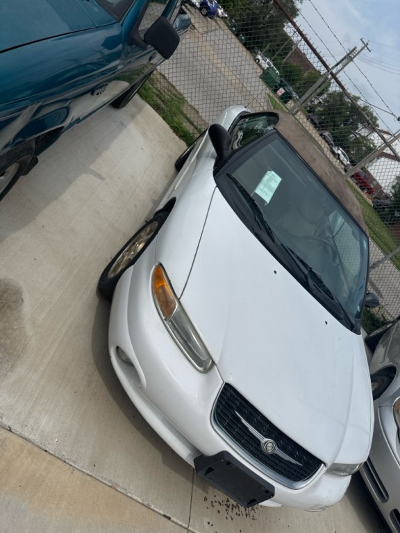 2000 Buick LeSabre Image 2