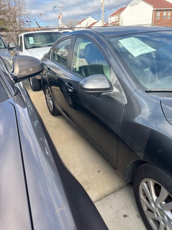 2011 Mazda Mazda3 Image 3