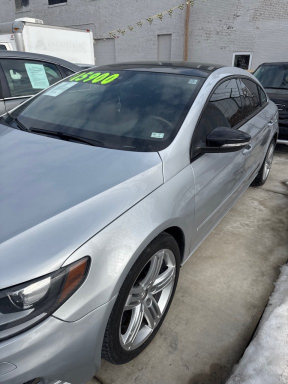 2017 Volkswagen CC Image 2