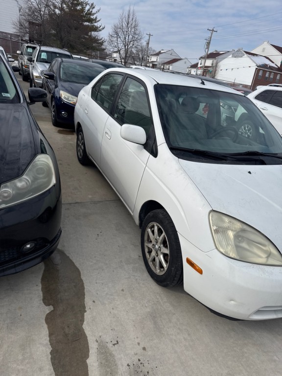 2003 Toyota Prius Image 2