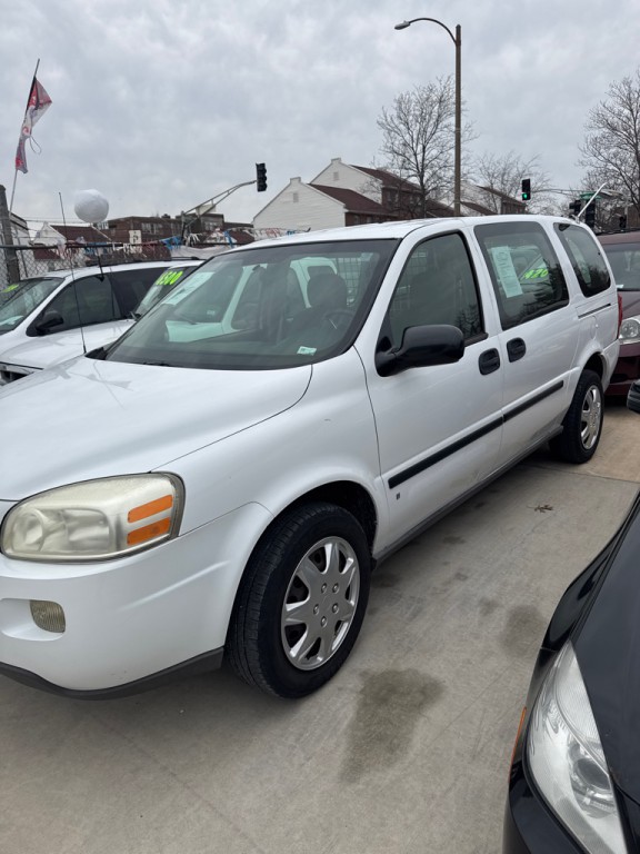 2008 Chevrolet Uplander Image 2