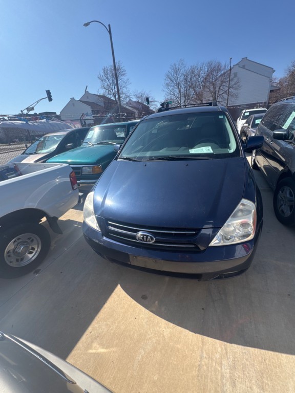 2006 Kia Sedona Image 1