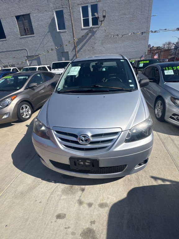 2004 Mazda MPV Image 1