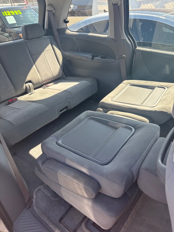 2004 Mazda MPV Image 3