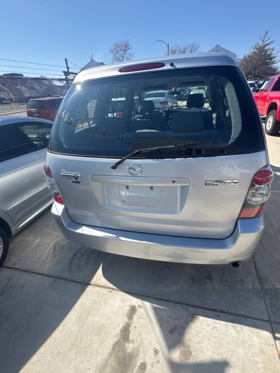 2004 Mazda MPV Image 4