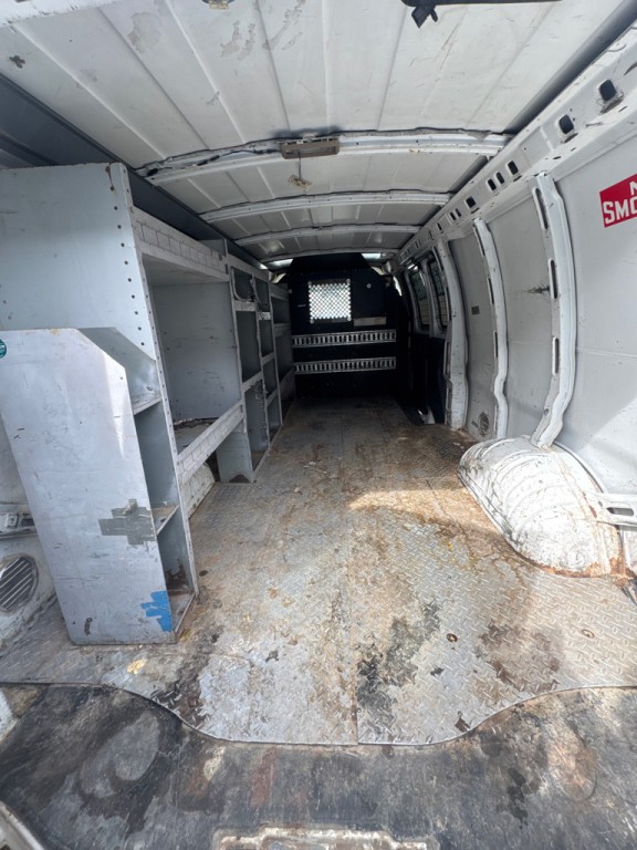 2008 Chevrolet Express Image 6