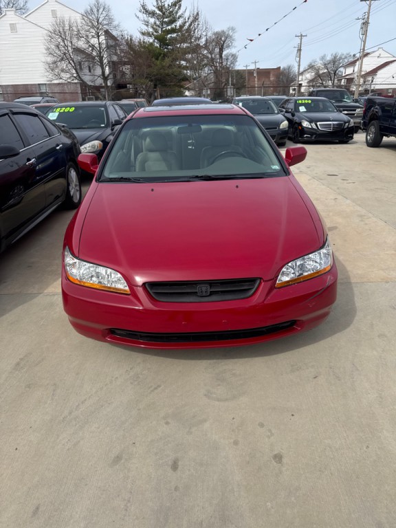 2000 Honda Accord Image 1