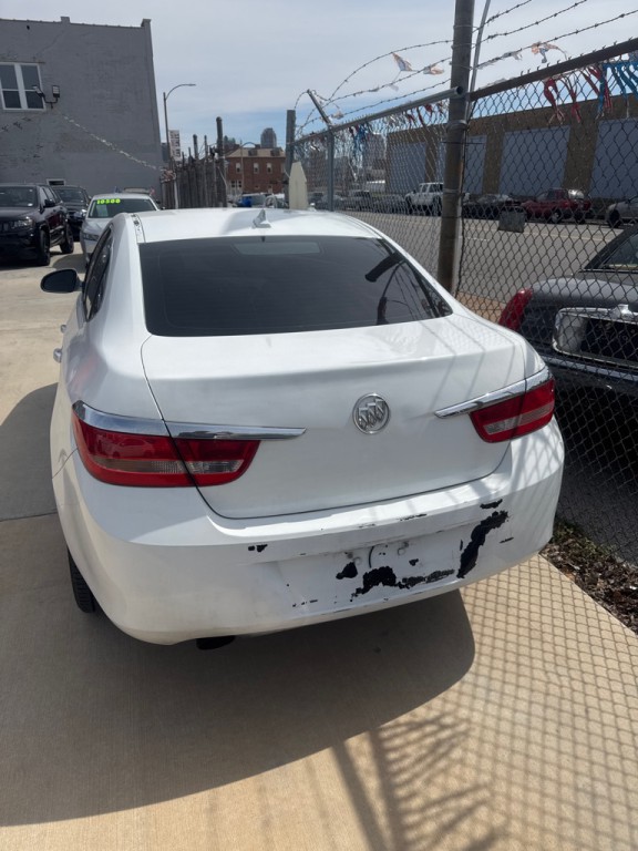 2014 Buick Verano Image 3