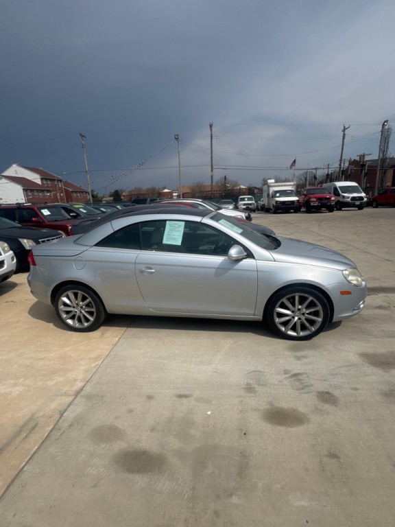 2007 Volkswagen Eos Image 2