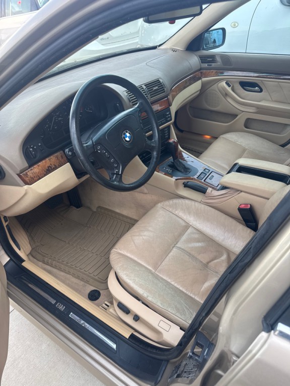 2000 BMW 5 Series Image 3