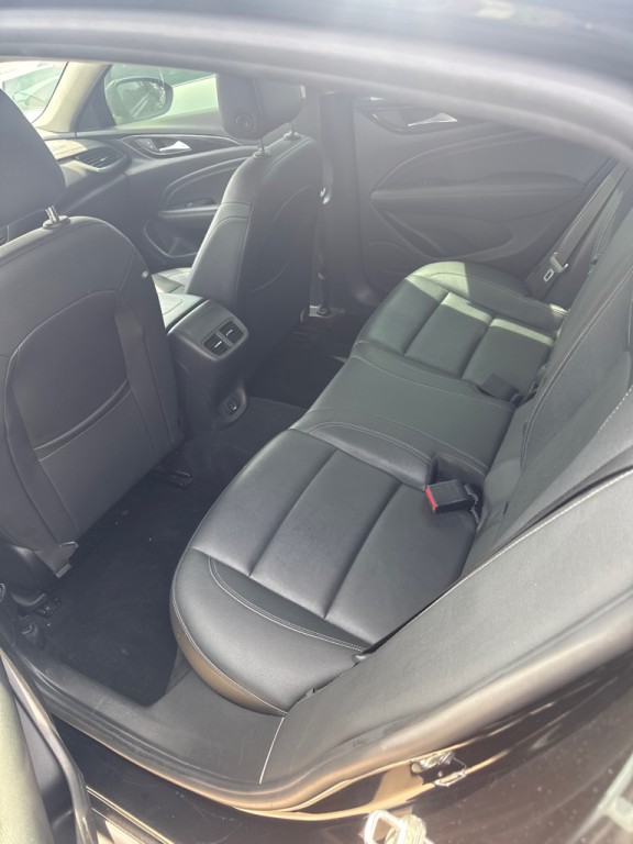 2018 Buick Regal Image 3