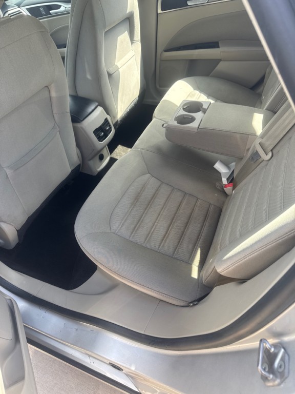 2019 Ford Fusion Image 3