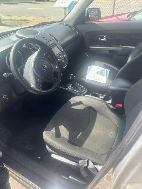 2012 Kia Soul Image 2