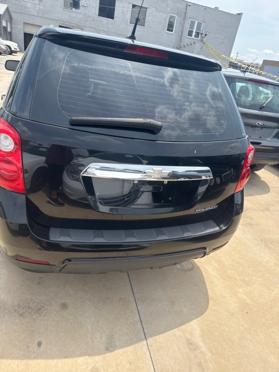 2011 Chevrolet Equinox Image 4