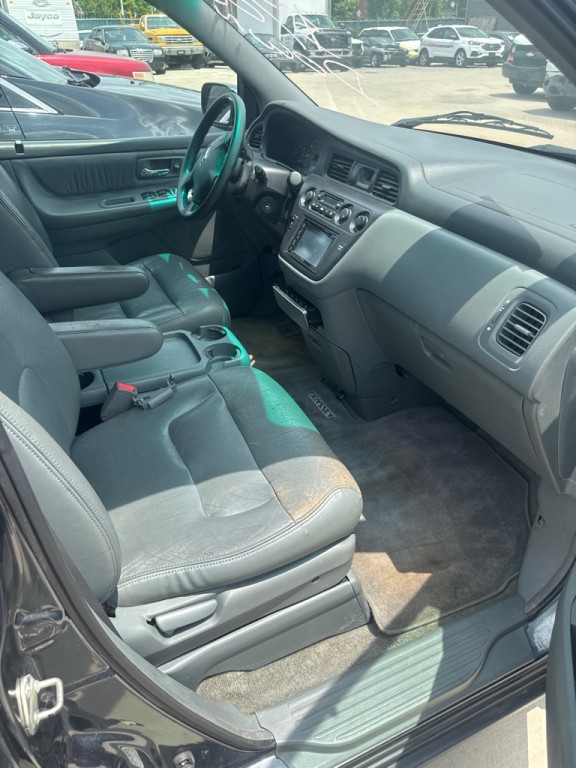 2004 Honda Odyssey Image 2