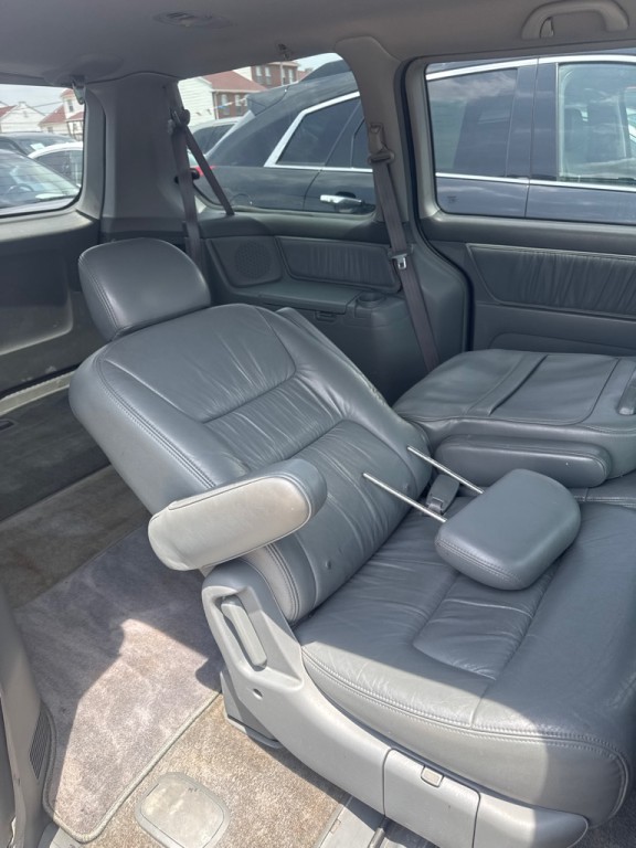 2004 Honda Odyssey Image 3