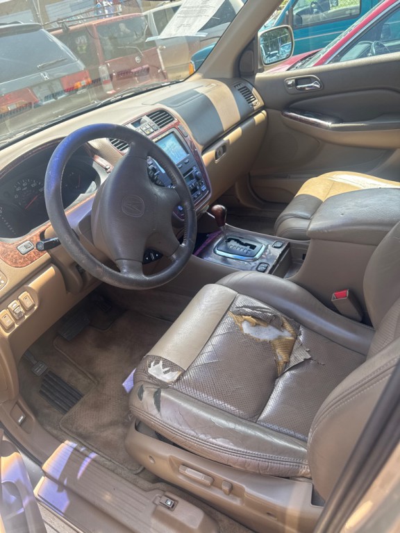 2001 Acura MDX Image 2