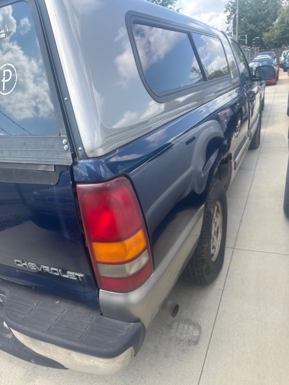 2000 Chevrolet Silverado 1500 Image 5