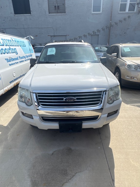 2009 Ford Explorer Image 1